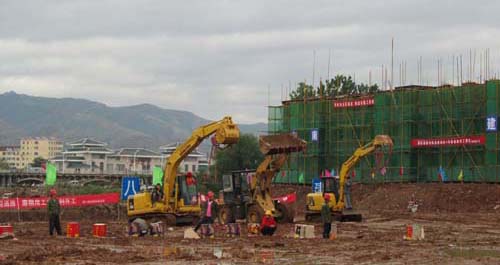 丹鳳江南小區保障性住房工程開始動工